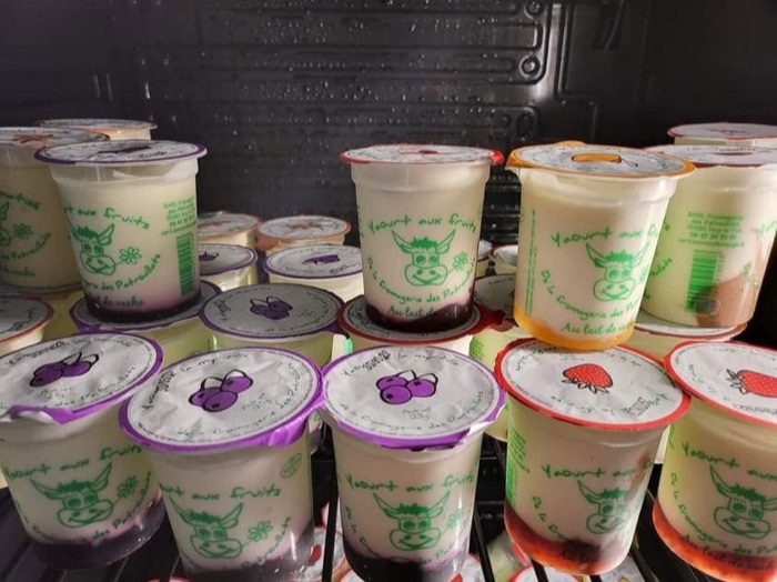 Yaourts aux fruits au lait entier de la Fromagerie des Patrouillats, fabriqués à Ivoy-le-Pré